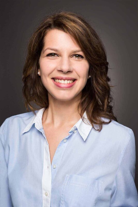 portrait corporate femme 1 Copie