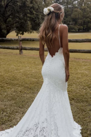robe de mariee boheme longue dentelle 720x