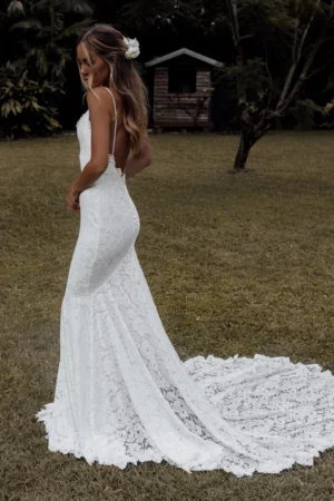 robe de mariee boheme longue traine 720x