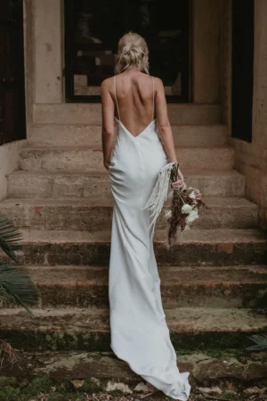 Černobílé Svatební Šaty 9 robe de mariee boheme simple 720x