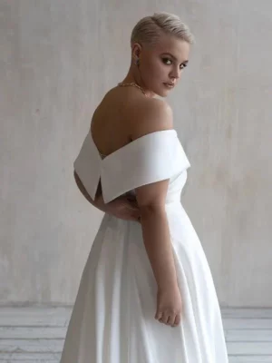 robe de mariage pour femme ronde 3 turbo 711513 5000x
